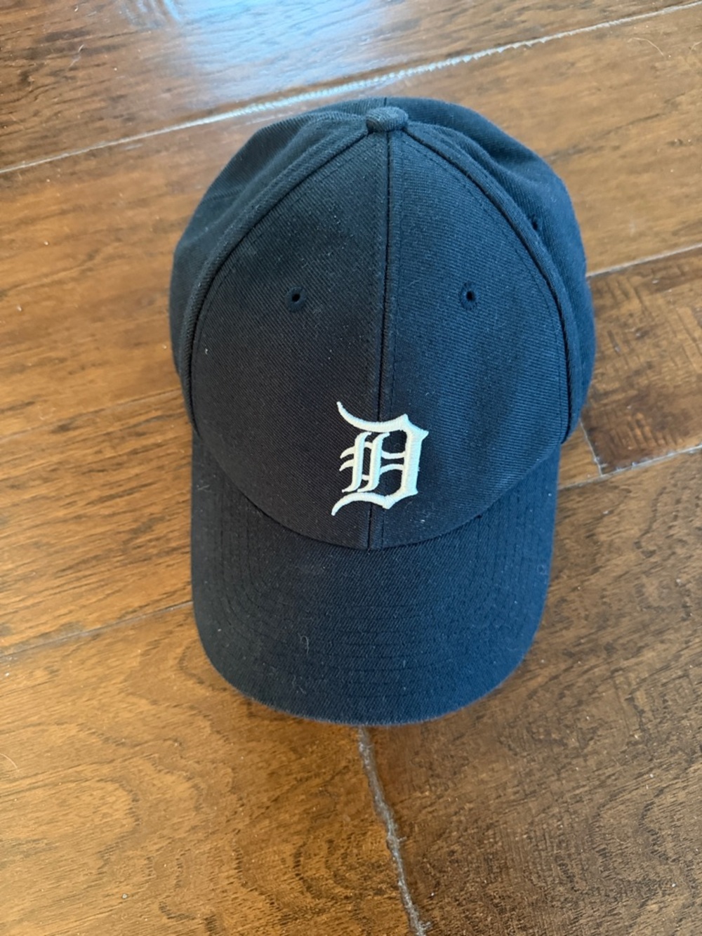 Detroit 'D' Embroidered Black Baseball Cap